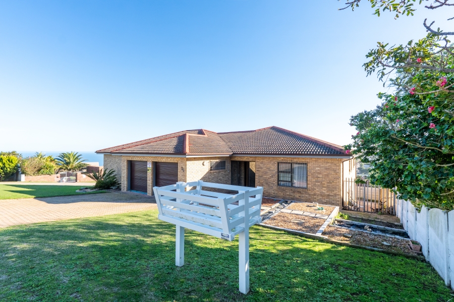 4 Bedroom Property for Sale in Dana Bay Western Cape
